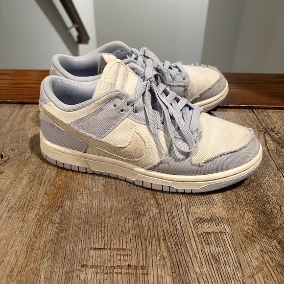 Nike Dunk Low - Picture 5 of 6